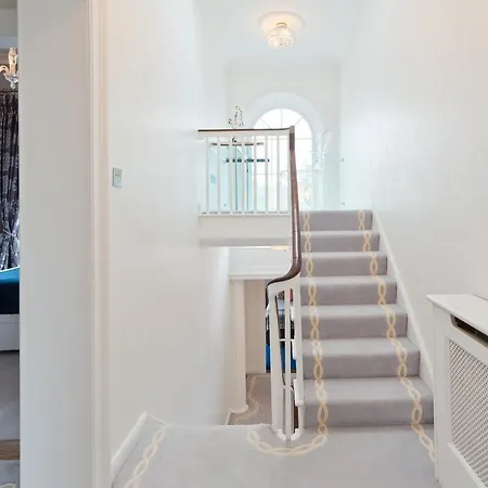 The Bono - Hiphipstay Apartman