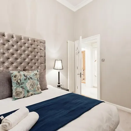 The Bono - Hiphipstay Apartman